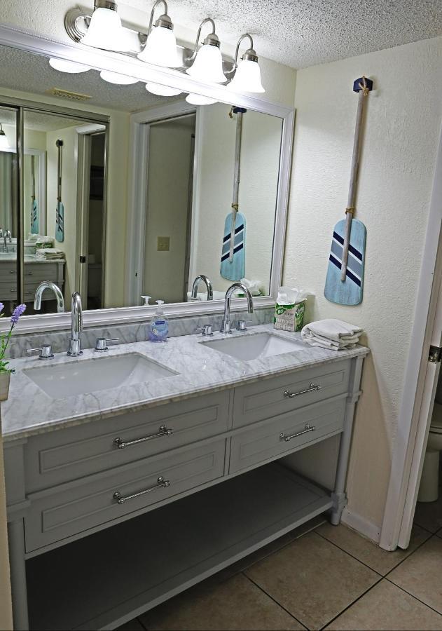 4330 Shorewalk Lakeview Condo Close To Img And Beach 브레던톤 외부 사진