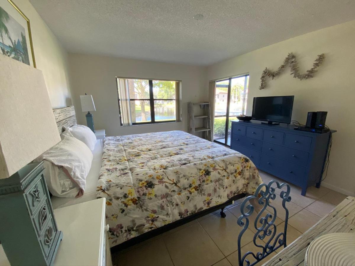 4330 Shorewalk Lakeview Condo Close To Img And Beach 브레던톤 외부 사진